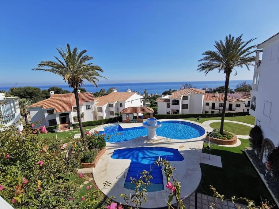 2Br+1Bthr Precioso Apartamento Con Vistas Al Mar Mijas Exterior foto